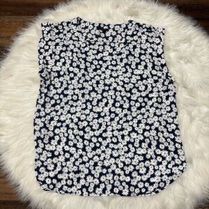 Ann Taylor Daisy Print Blouse size Large